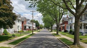 Homes in Throop, PA